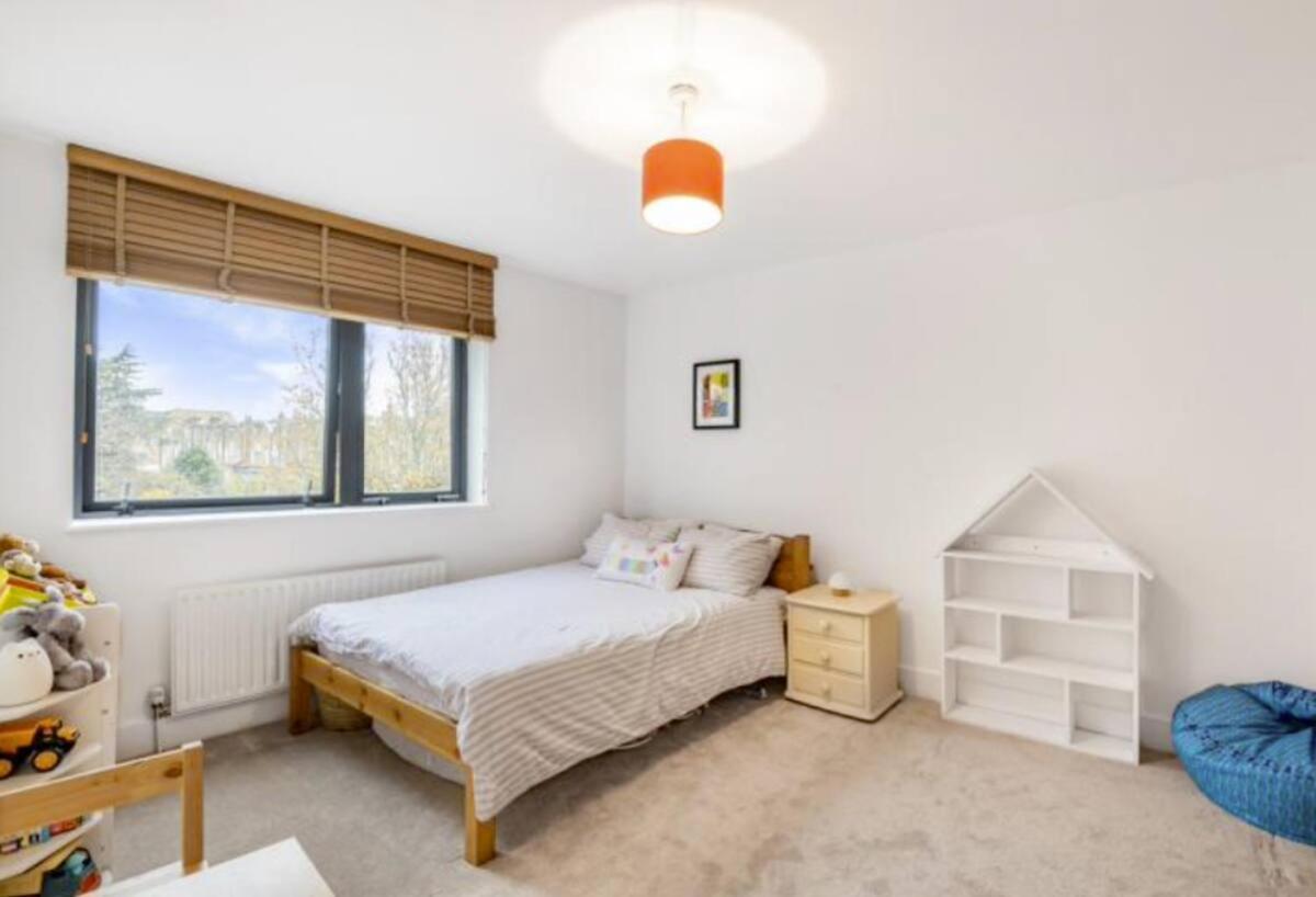Spacious, Bright And Modern Flat In Holloway London Exterior photo